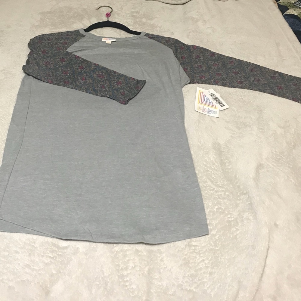 Lularoe randy tee